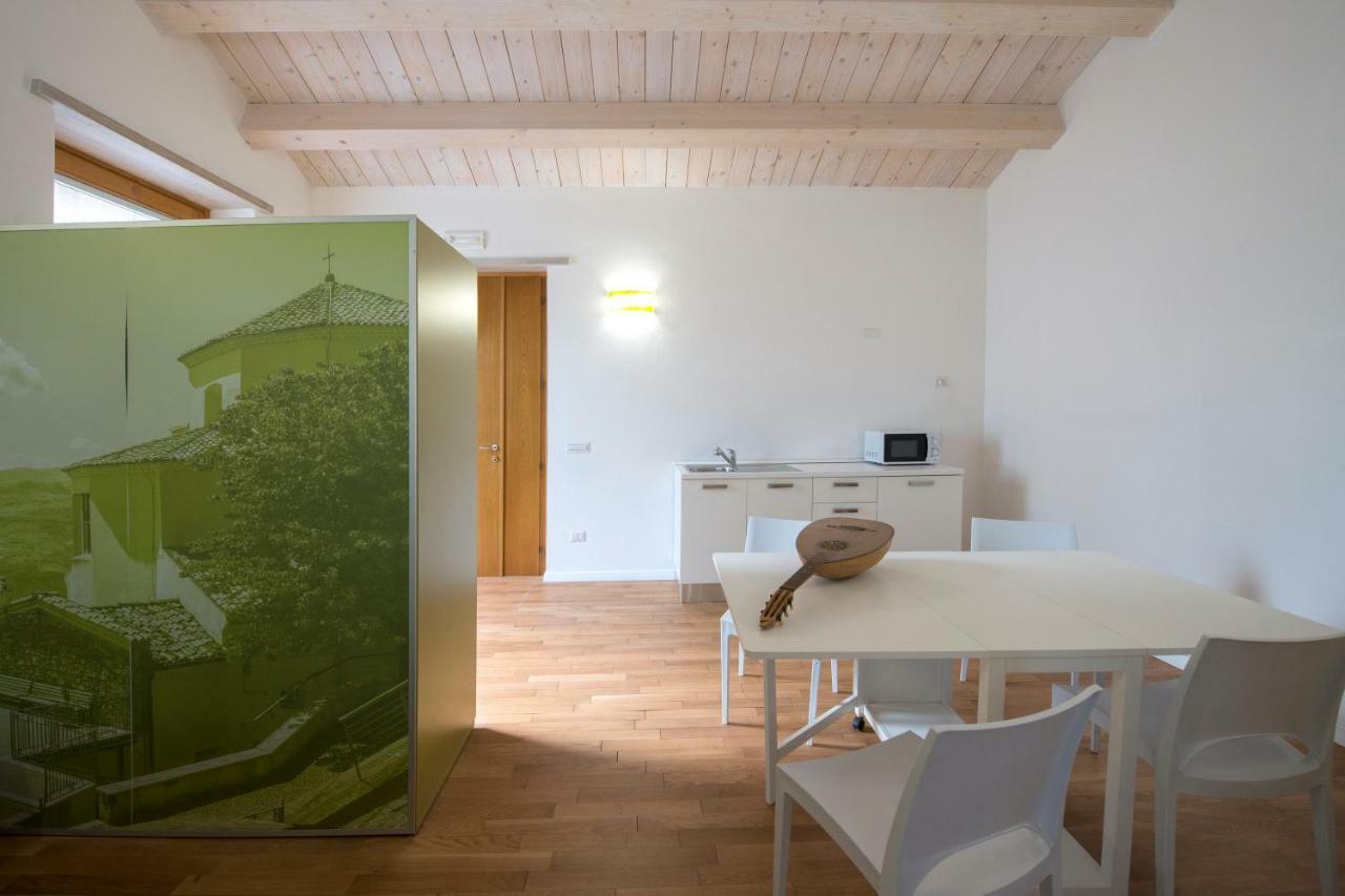 Le Radici Delle Nuvole Hotell Cairano Exteriör bild